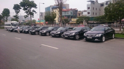 Cho thuê xe camry 2.5 theo tháng giá hấp dẫn nhất HÀ NỘI - Thuê xe Phương Đông