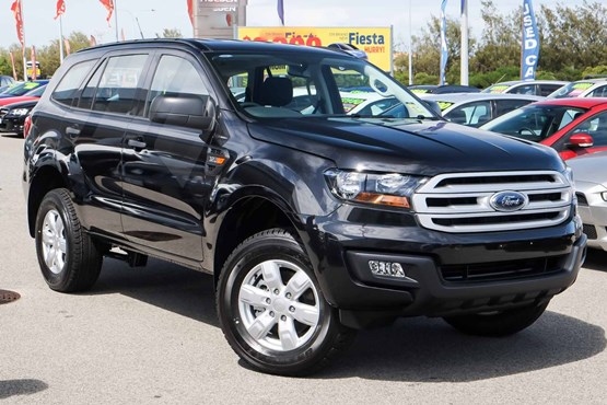Cho thuê xe tự lái 7 chỗ Ford Everest