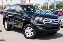 Cho thuê xe tự lái 7 chỗ Ford Everest