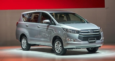 Cho thuê xe 7 chỗ theo tháng tại Ứng Hoà- 0912686666