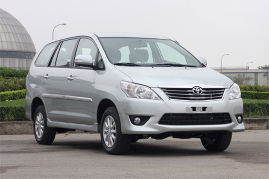 Cho thuê xe INNOVA tự lái