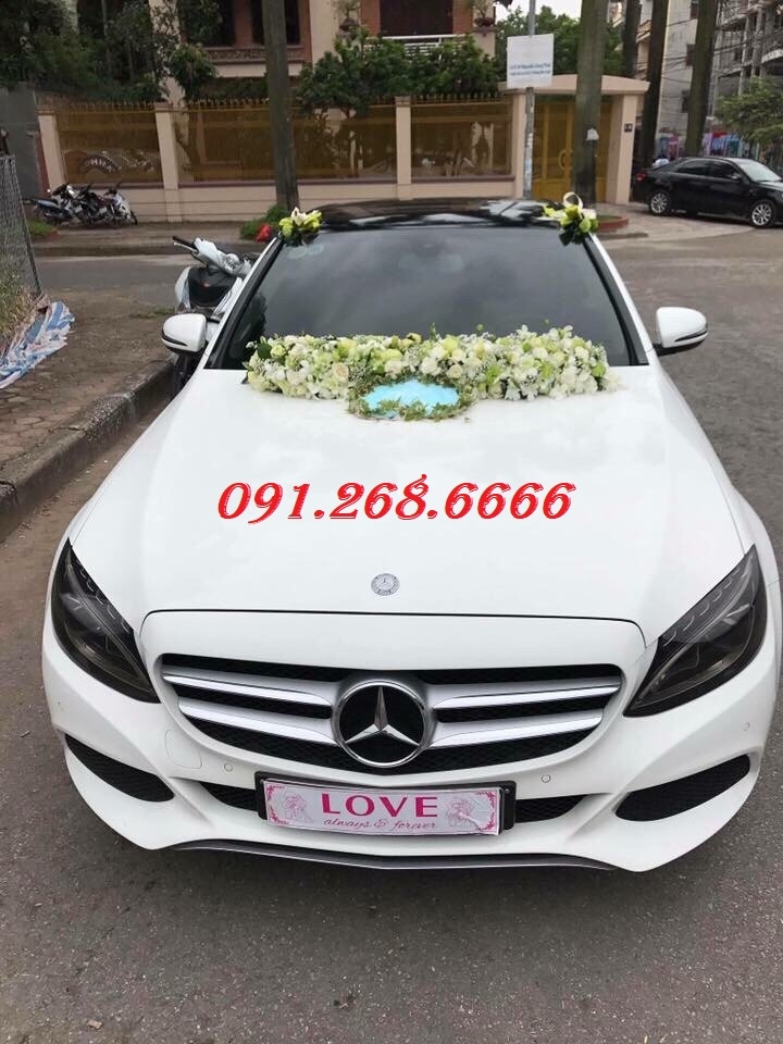 Cho thuê xe vip mercedes c300 giá tốt nhất tại lĩnh nam quận hoàng mai hà nội - 0912686666