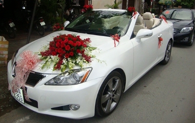 Địa chỉ thuê xe cưới mui trần lexus is 250c tại quận hai bà trưng hà nội- cho thuê xe cưới màu trắng 0912686666